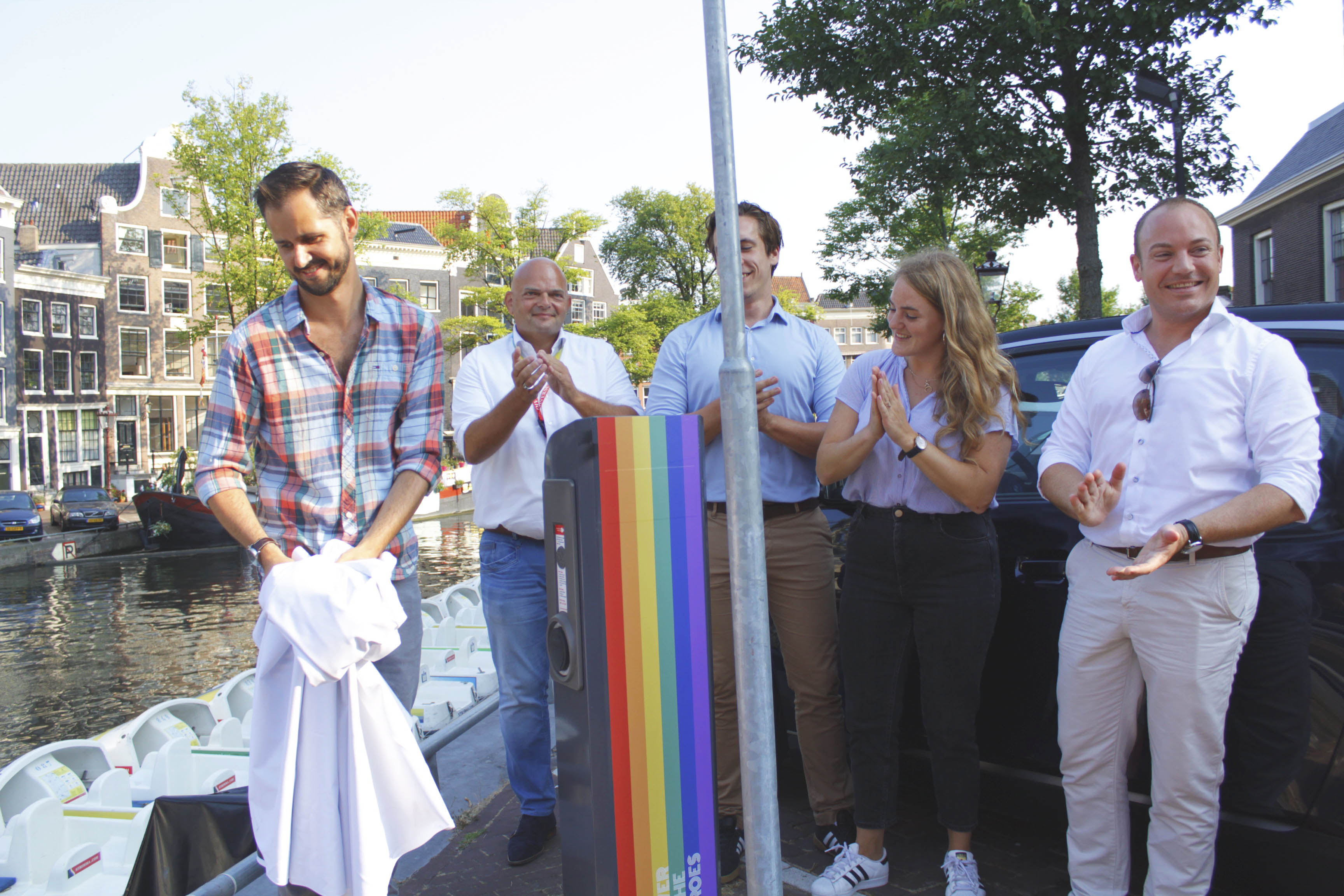 Charge your electric car during Amsterdam Pride to power up the cause
